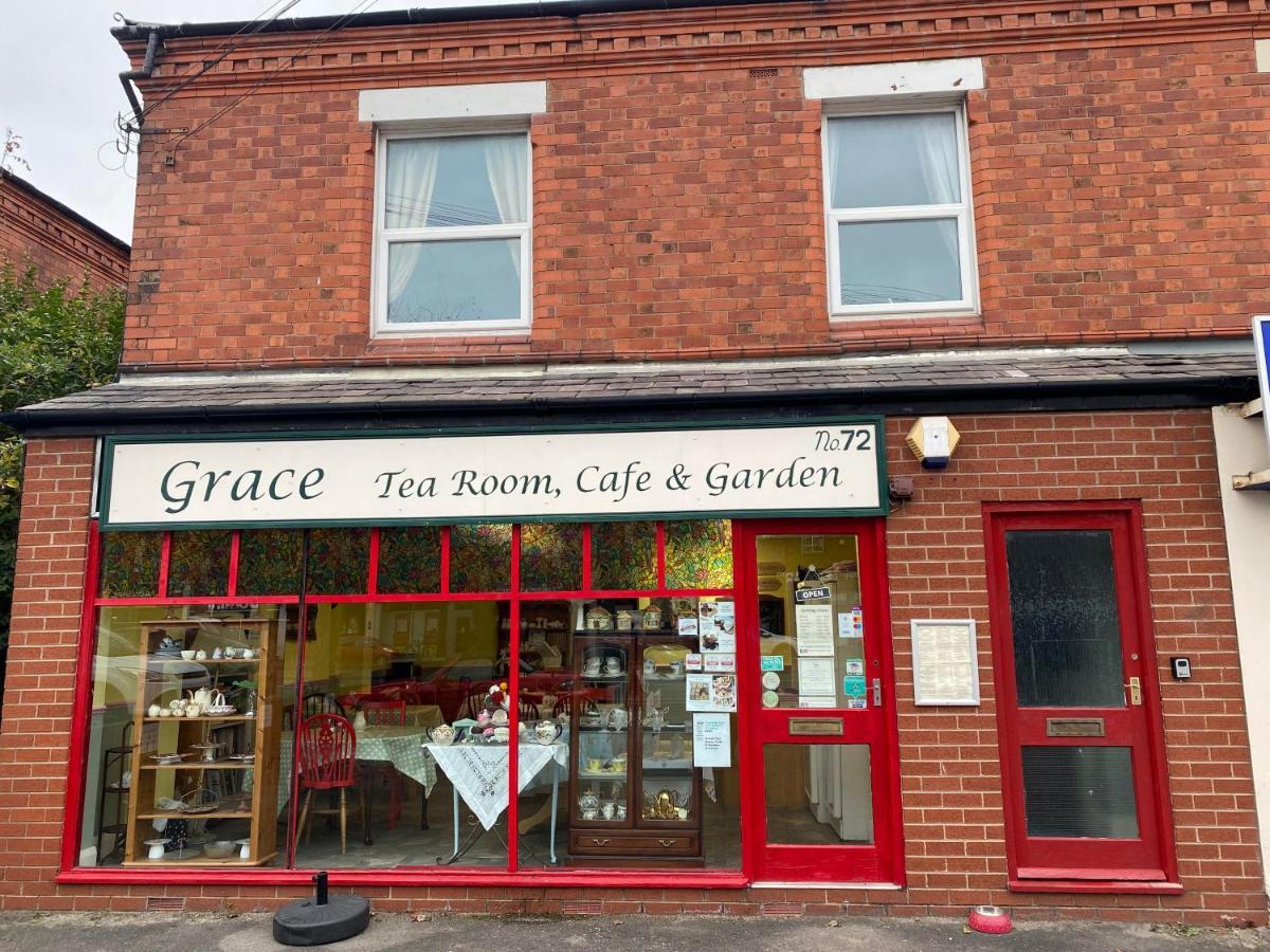 Grace Stays Ellesmere Port Exterior foto